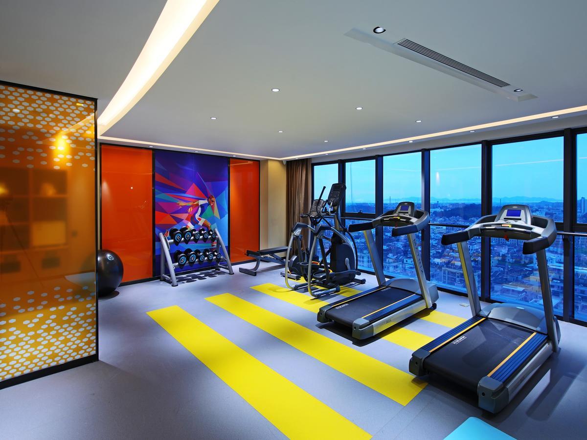 Hampton By Hilton Zhongshan Nanlang Exterior photo