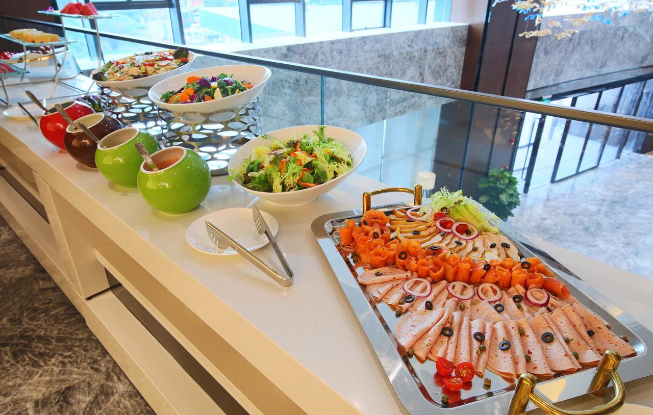 Hampton By Hilton Zhongshan Nanlang Exterior photo