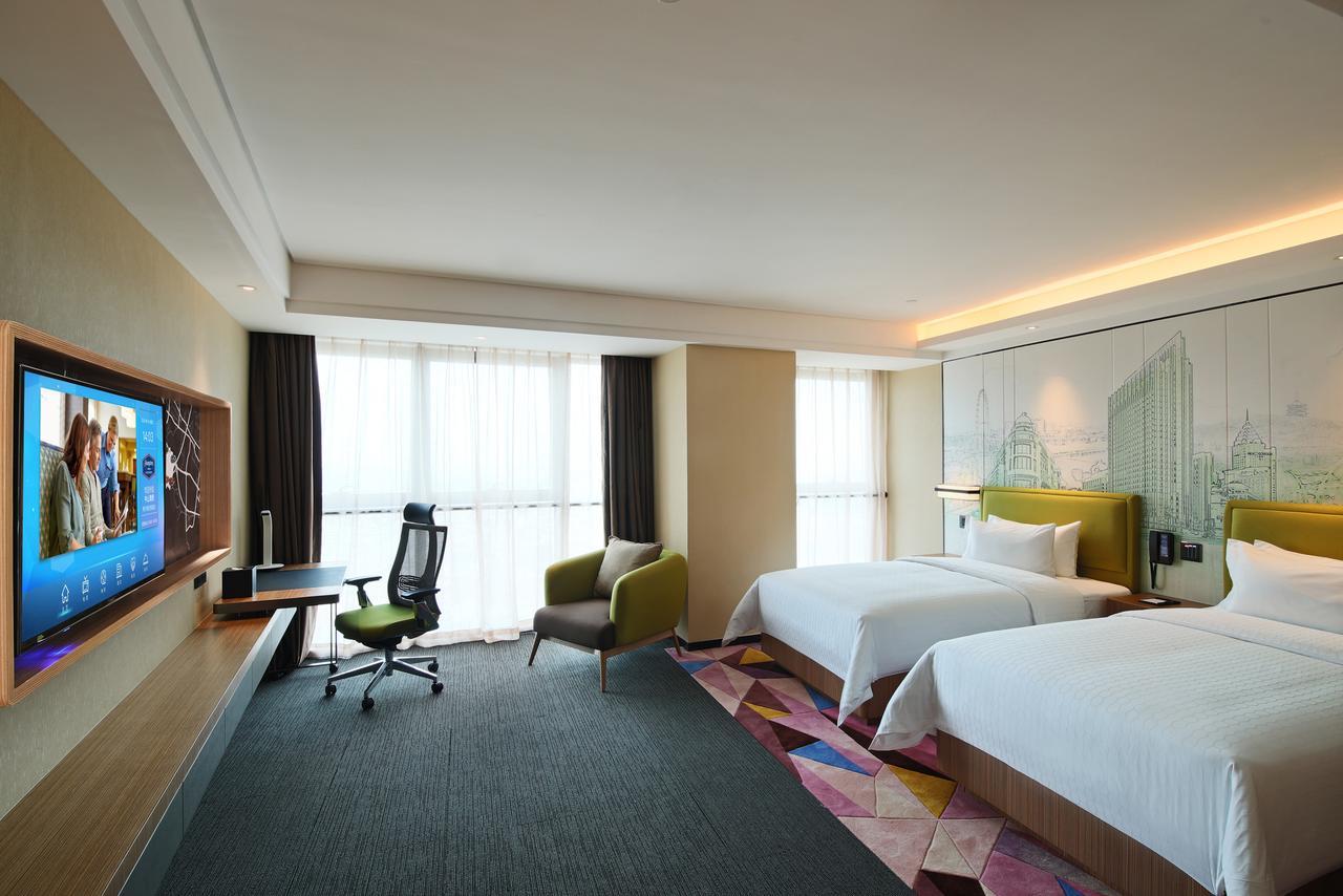 Hampton By Hilton Zhongshan Nanlang Exterior photo